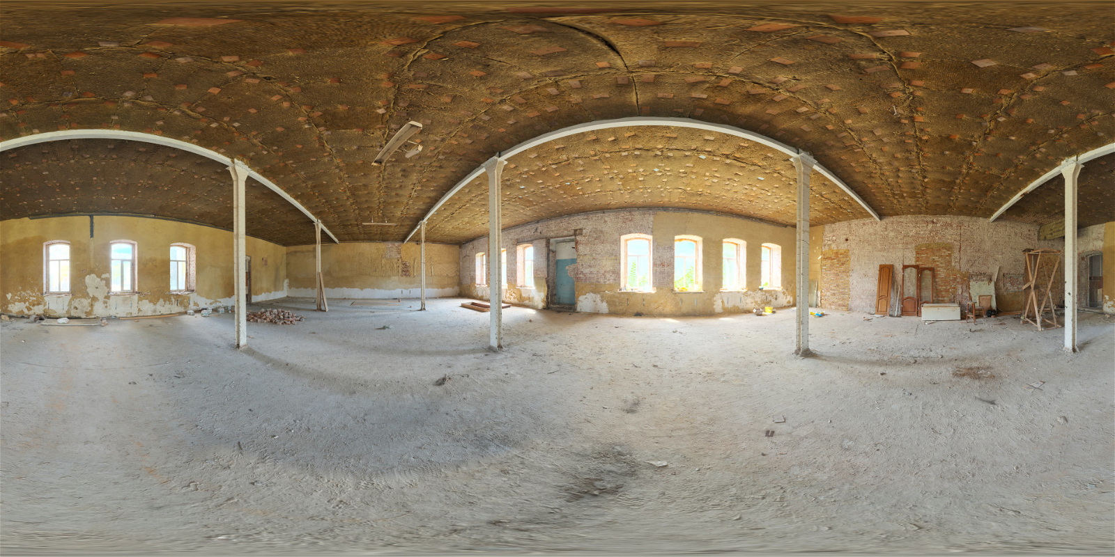 HDRI – Abandoned workshop – urban - thumbnail 1