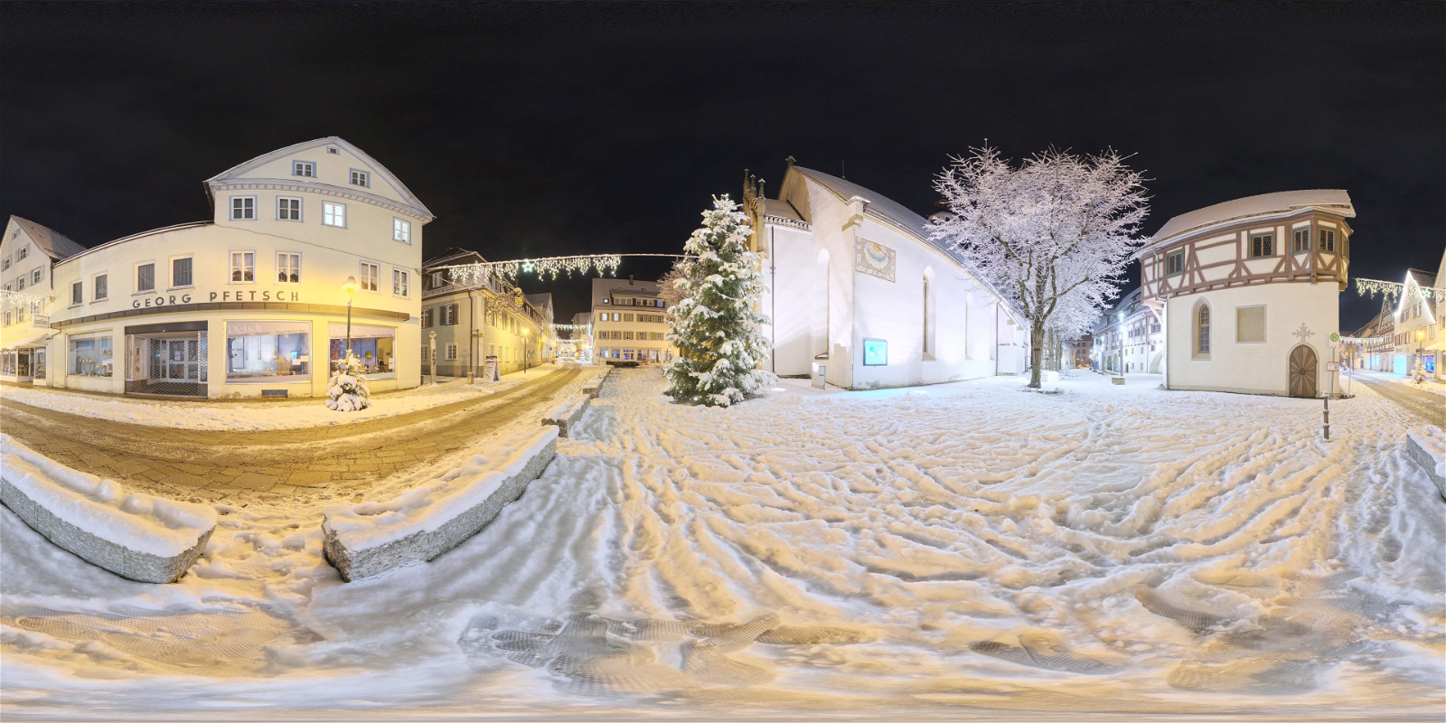 HDRI – Blaubeuren Church Square – urban - thumbnail 1