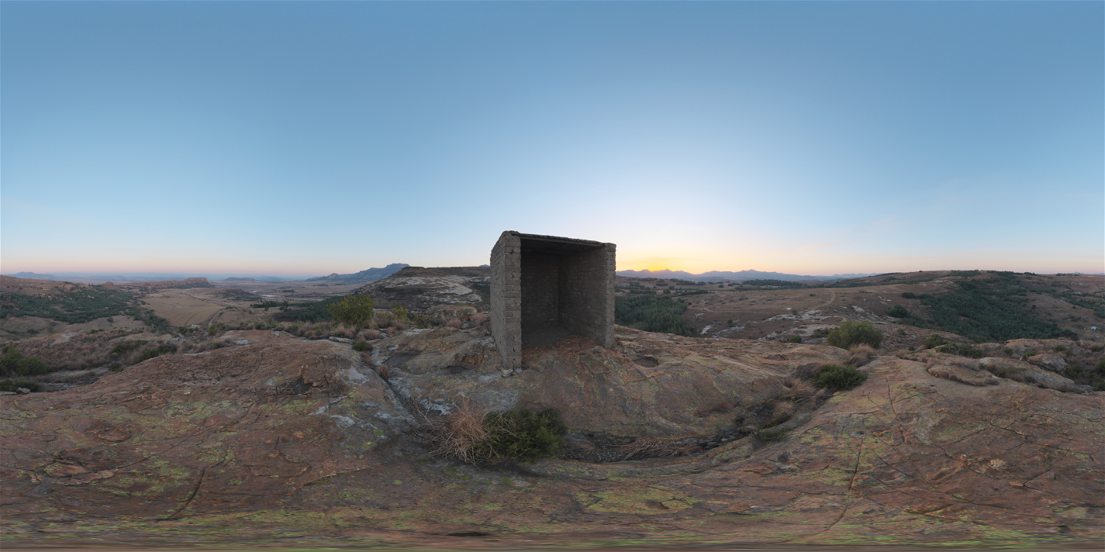 HDRI – Fouriesburg Mountain Lookout 2 – natural light - thumbnail 1