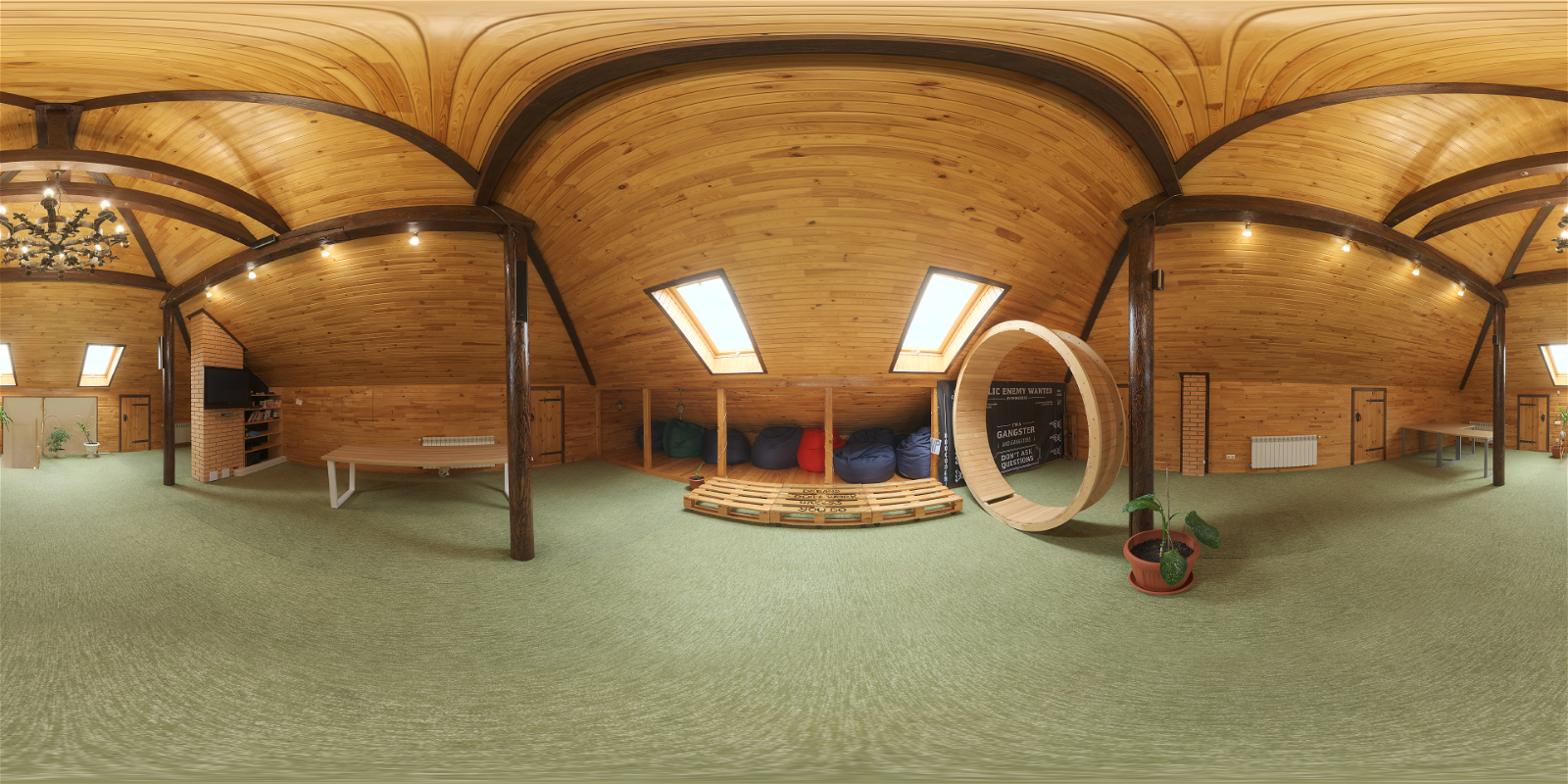 HDRI – Pine Attic – artificial light - thumbnail 1