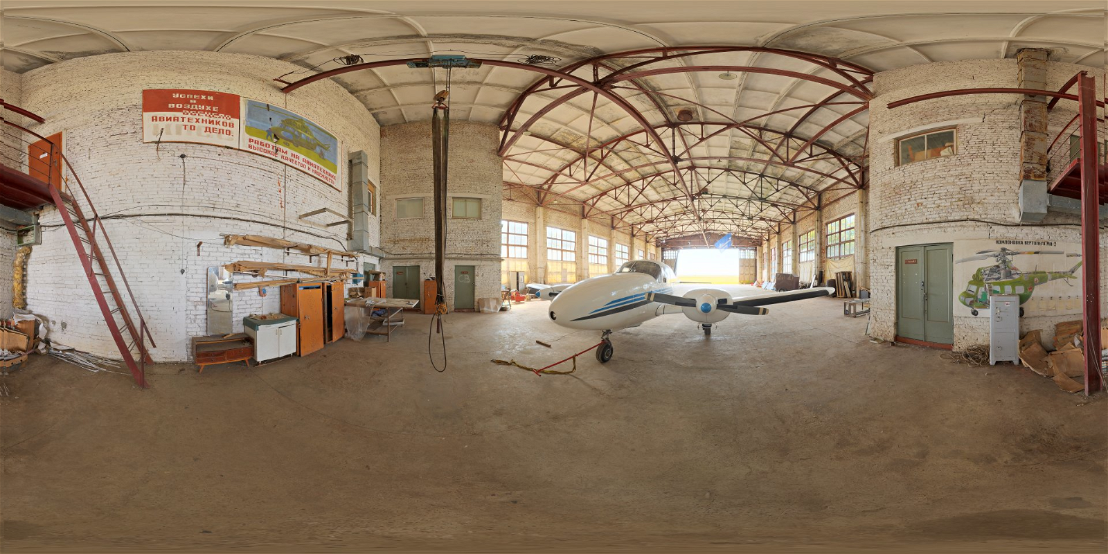 HDRI – Small Hangar 02 – urban - thumbnail 1