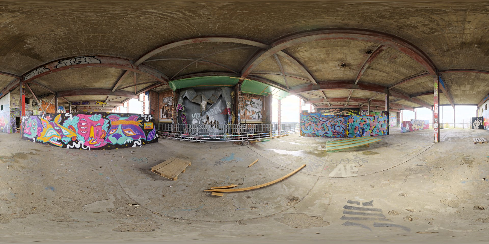 HDRI – Teufelsberg Inner – urban - thumbnail 1