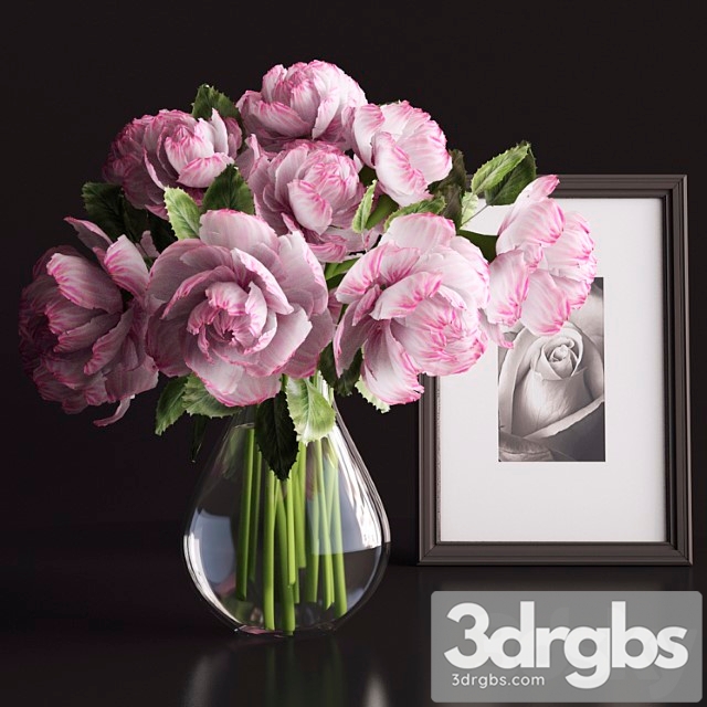 A bouquet of flowers in a vase - thumbnail 1